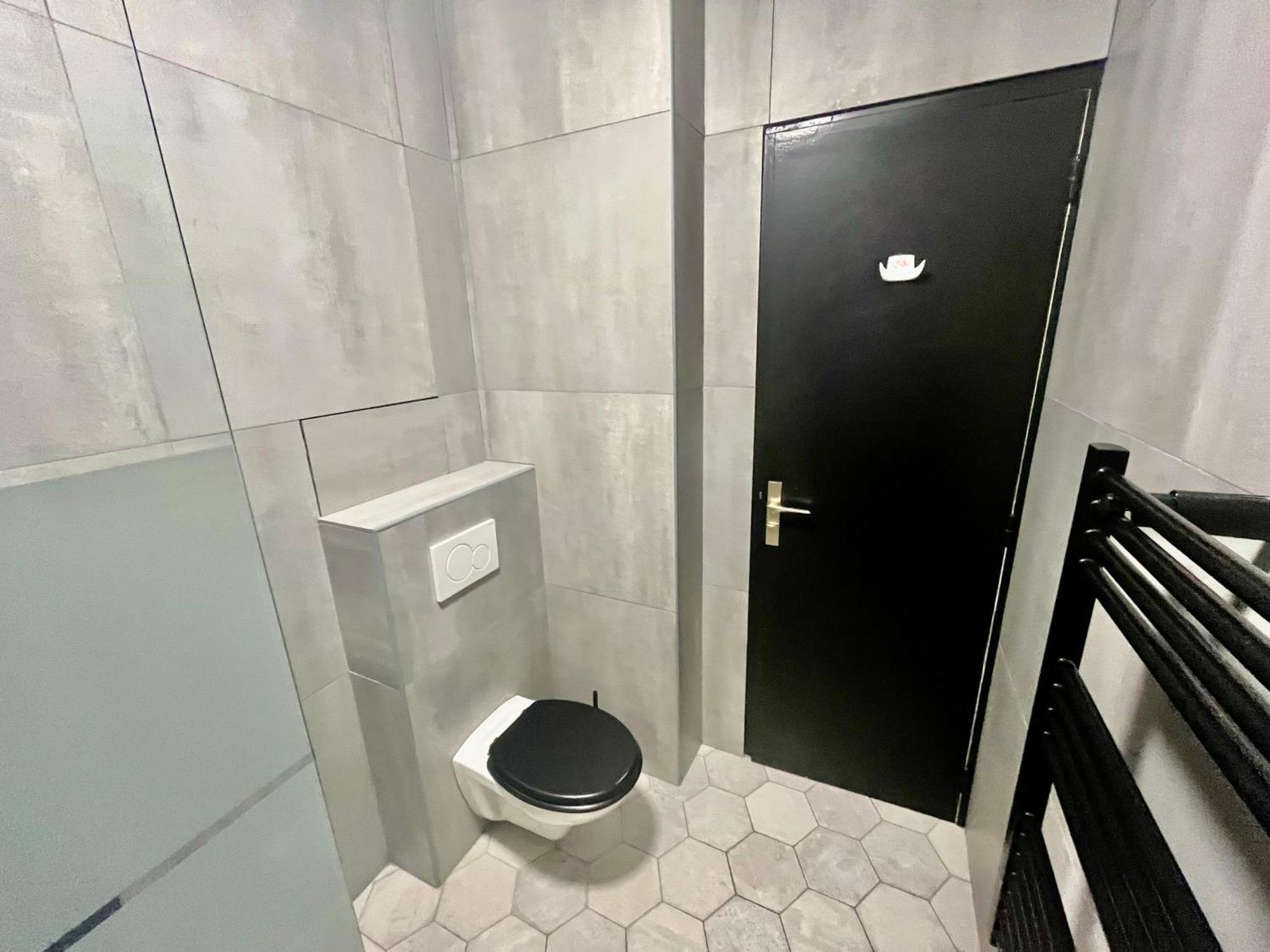 Le Borrigo Pick Up Airport Apartment Menton Exterior photo